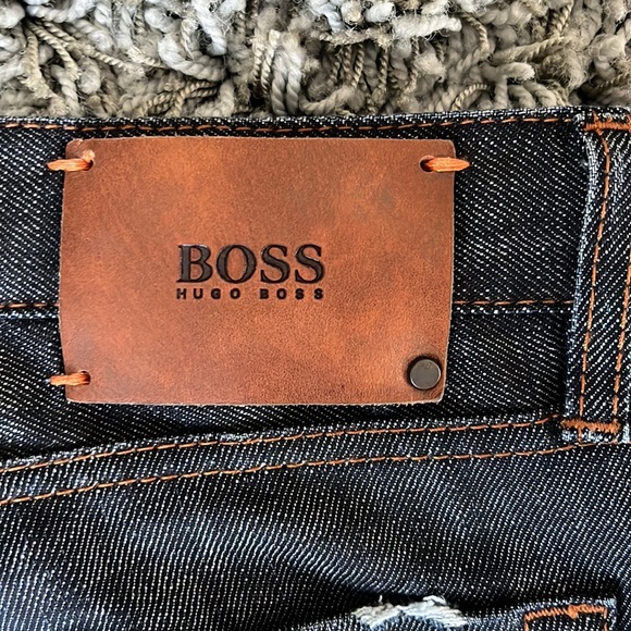 Hugo Boss Relaxed Jeans - Picture 4 of 5